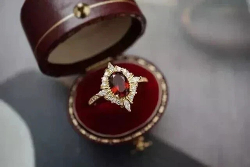 Oval cut ruby diamond - 2.73,